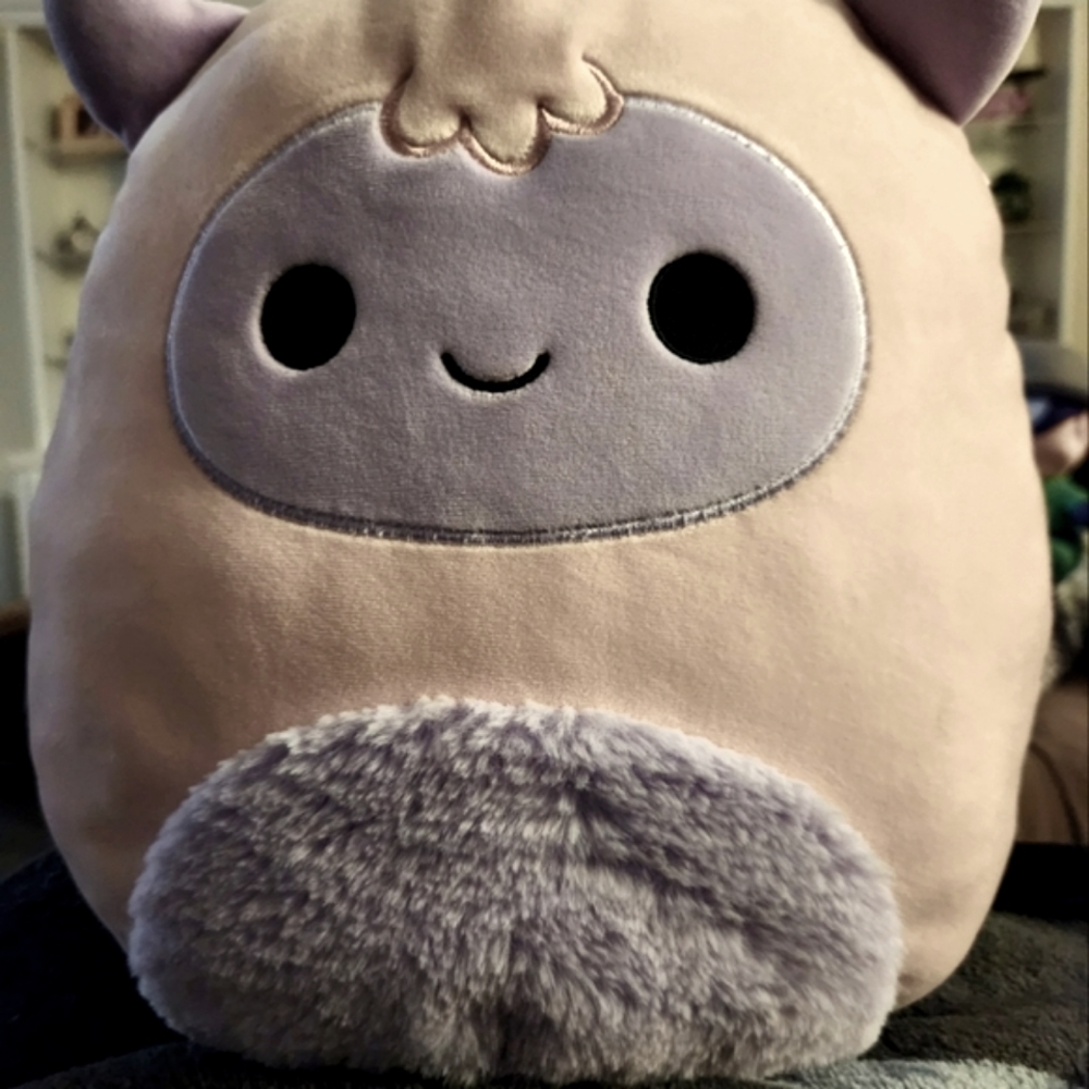 Squishmallow 11" Ronalda pink & purple